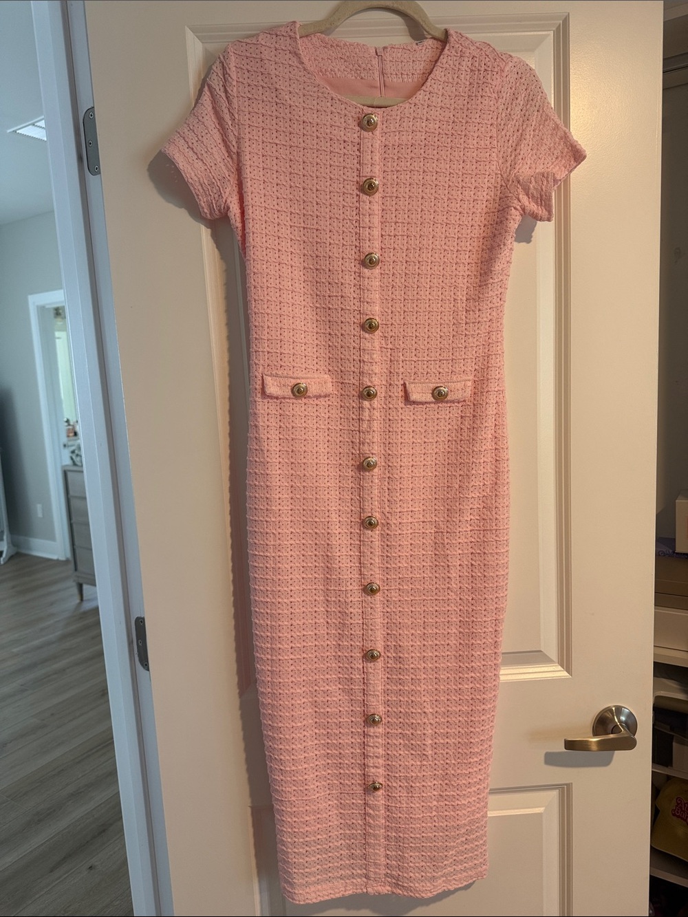 Maternity Baby Pink Button-Front Textured Shift Dress - Picture 2 of 4
